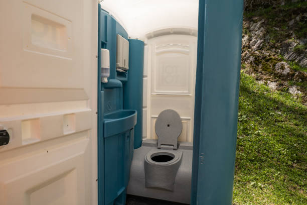 Best Porta potty rental near me  in Harvey, MI